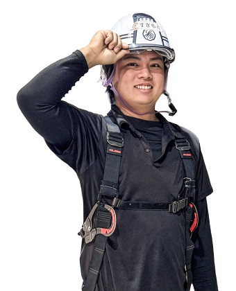 日本人スタッフの現場作業員